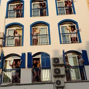 Lunalba Hostal